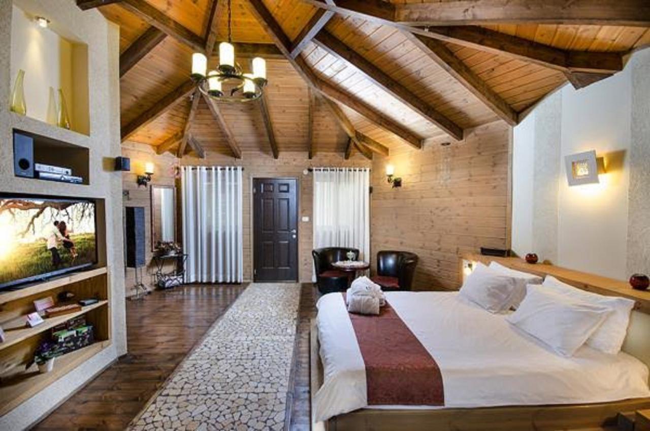 Talia Cabin Guest & Spa 로쉬 피나 외부 사진
